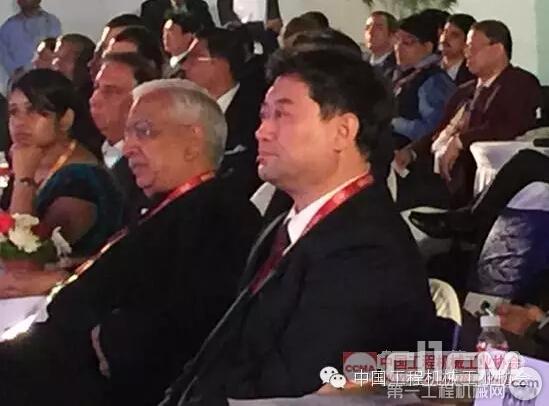 中國(guó)工程機(jī)械工業(yè)協(xié)會(huì)副會(huì)長(zhǎng)兼秘書長(zhǎng)蘇子孟出席開幕式