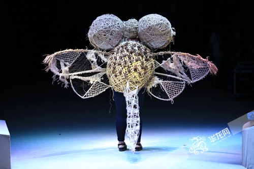 四川美院:打造全新互動體驗(yàn)式展廳(圖3) 四川美院:打造全新互動體驗(yàn)式展廳(圖3)