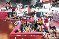 國慶長假長沙掀讀書、觀展熱潮
