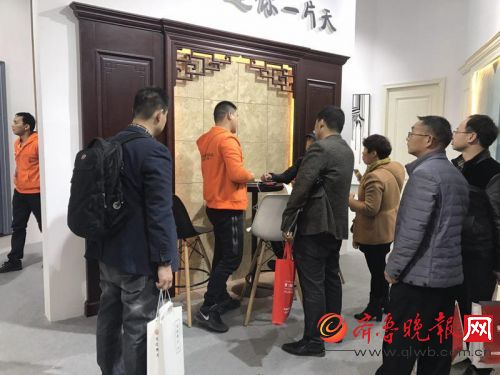 德菲諾實(shí)木背景墻亮相第十六屆中國國際門業(yè)展覽會(huì)(圖2) 2